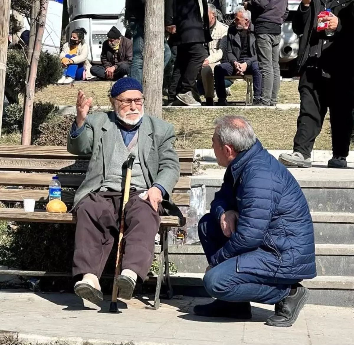 AK Partili Şahin Tin depremzedeler için seferberliğini sürdürüyor