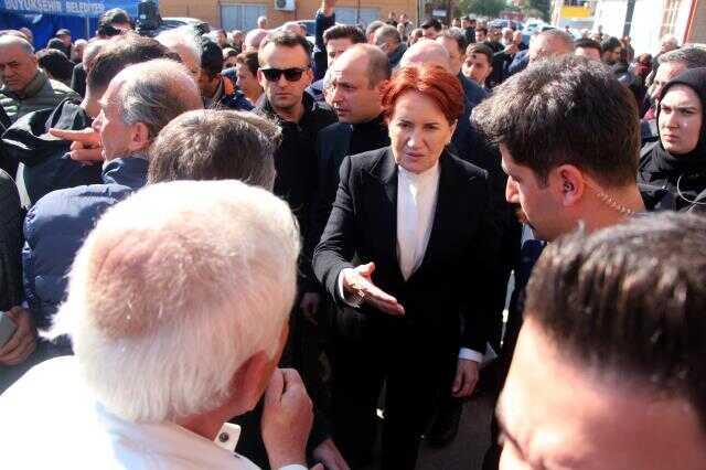 Akşener deprem bölgesinden hükümete seslendi: Arama-kurtarma çalışmalarına devam edin