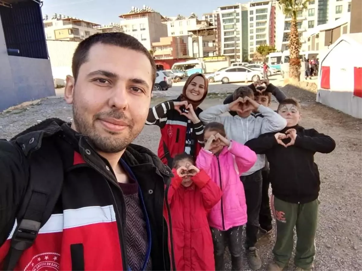 Aydınlı ekipler, depremin yaralarını beraber sarıyor