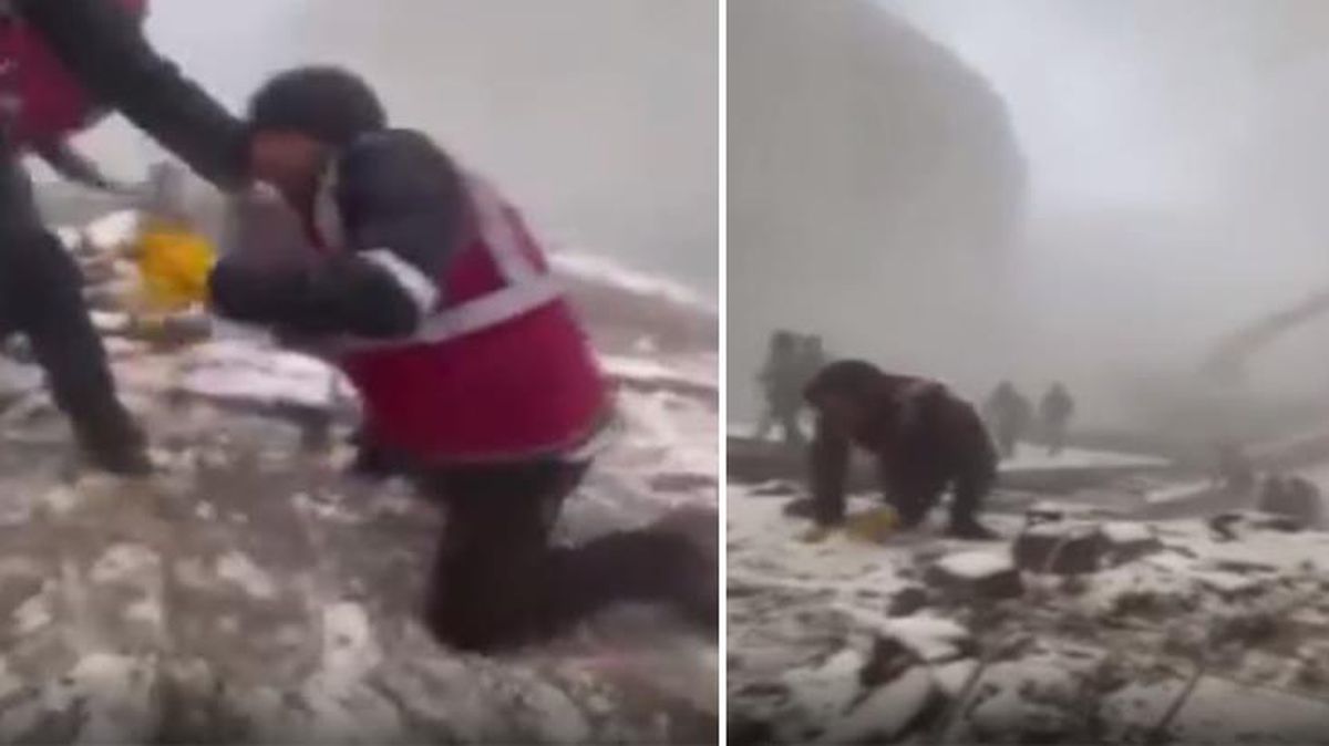 Deprem anının mahşer gününü andıran görüntüleri ortaya çıktı! Kimi tekbir getirdi, kimi yere kapandı