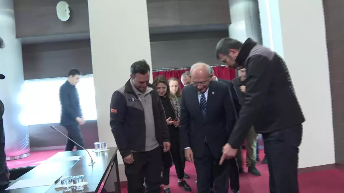 Kılıçdaroğlu: Devlet Dediğiniz Kurumun Olmadığını, Yok Edildiğini Görüyorsunuz. 21. Yüzyılda İnsanlar, \'Devlet Nerede\' Diye Bağırıyorsa, Devlet...