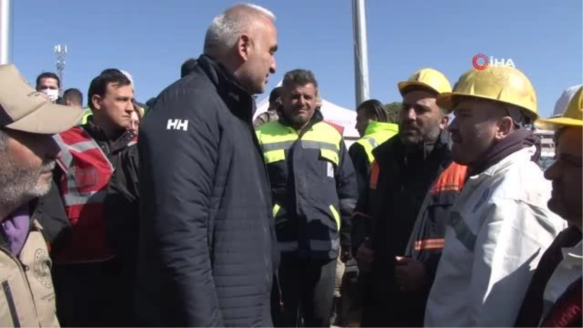 Bakan Ersoy, Hatay\'da depremden zarar gören tarihi ve kültürel yapıları inceledi Açıklaması