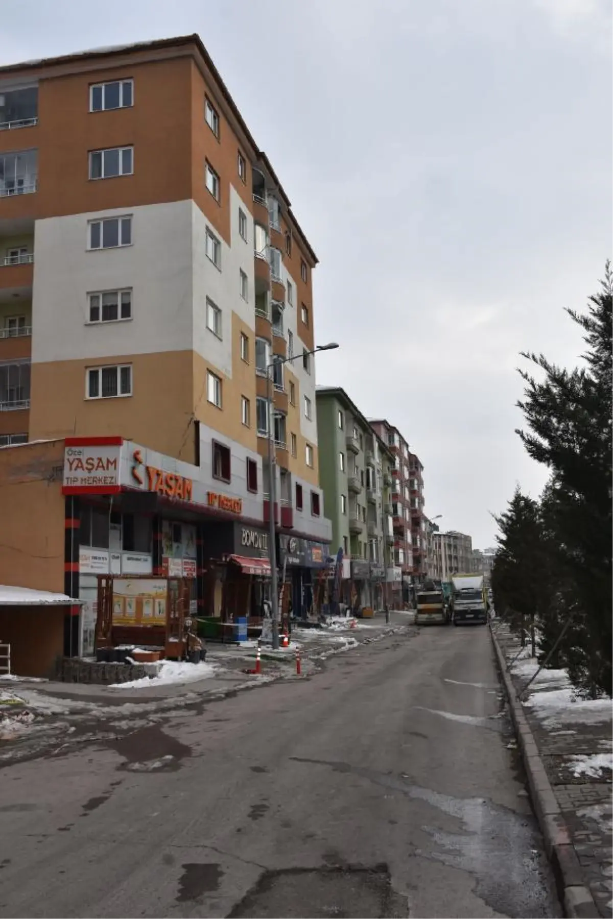 Niğde\'de riskli 4 apartman mühürlendi