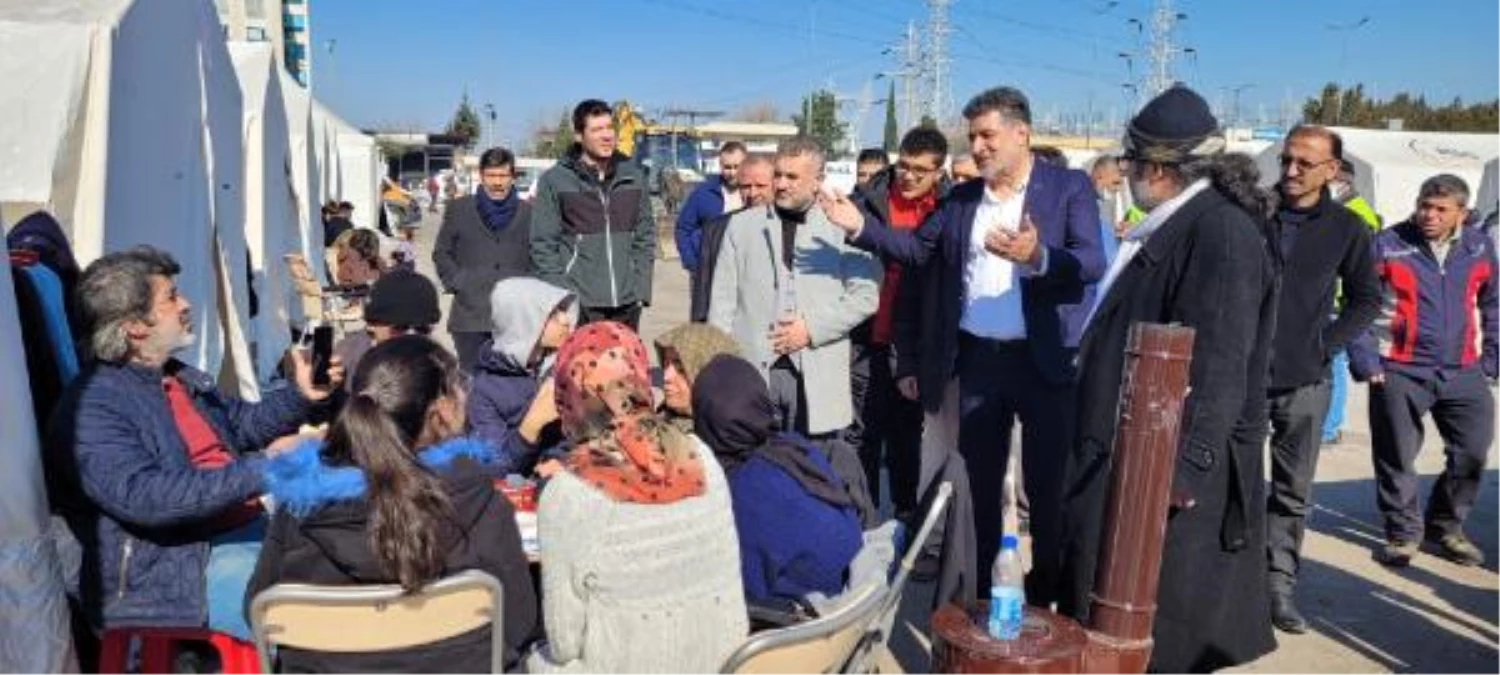 Remzi Çayır, Osmaniye\'de Depremzedeleri Ziyaret Etti