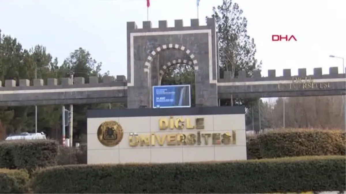 49 YILLIK DİCLE ÜNİVERSİTESİ REKTÖRLÜK BİNASI, HASAR NEDENİYLE BOŞALTILDI