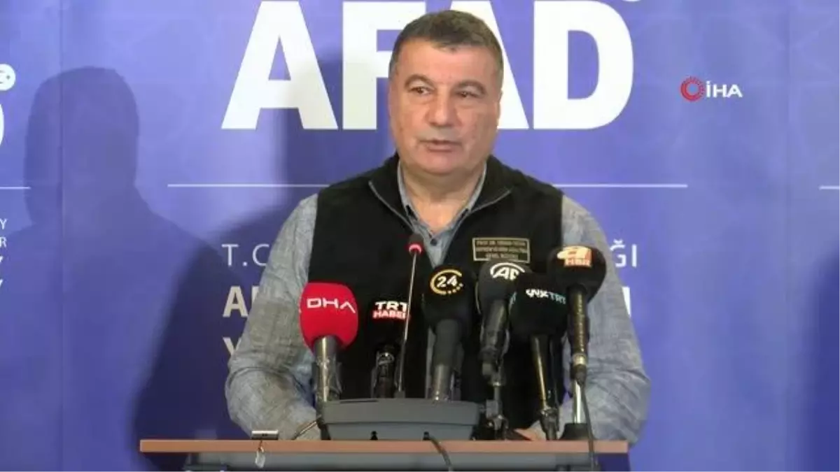 AFAD Deprem ve Risk Azaltma Müdürü Tatar: "Artçı sarsıntı sayısı 6 bin 40\'a ulaştı"