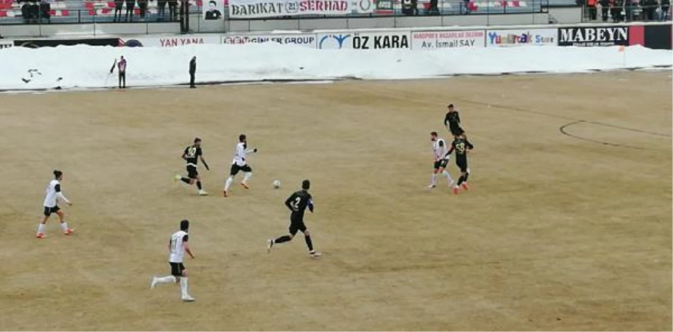 Amedspor ile Vanspor FK, depremzedeler için dostluk maçı yaptı