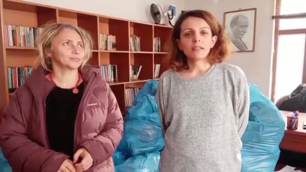 Artvin Kadın Dayanışma Platformu Deprem Bölgesindeki Kadınlar İçin Hijyen Paketleri Hazırladı