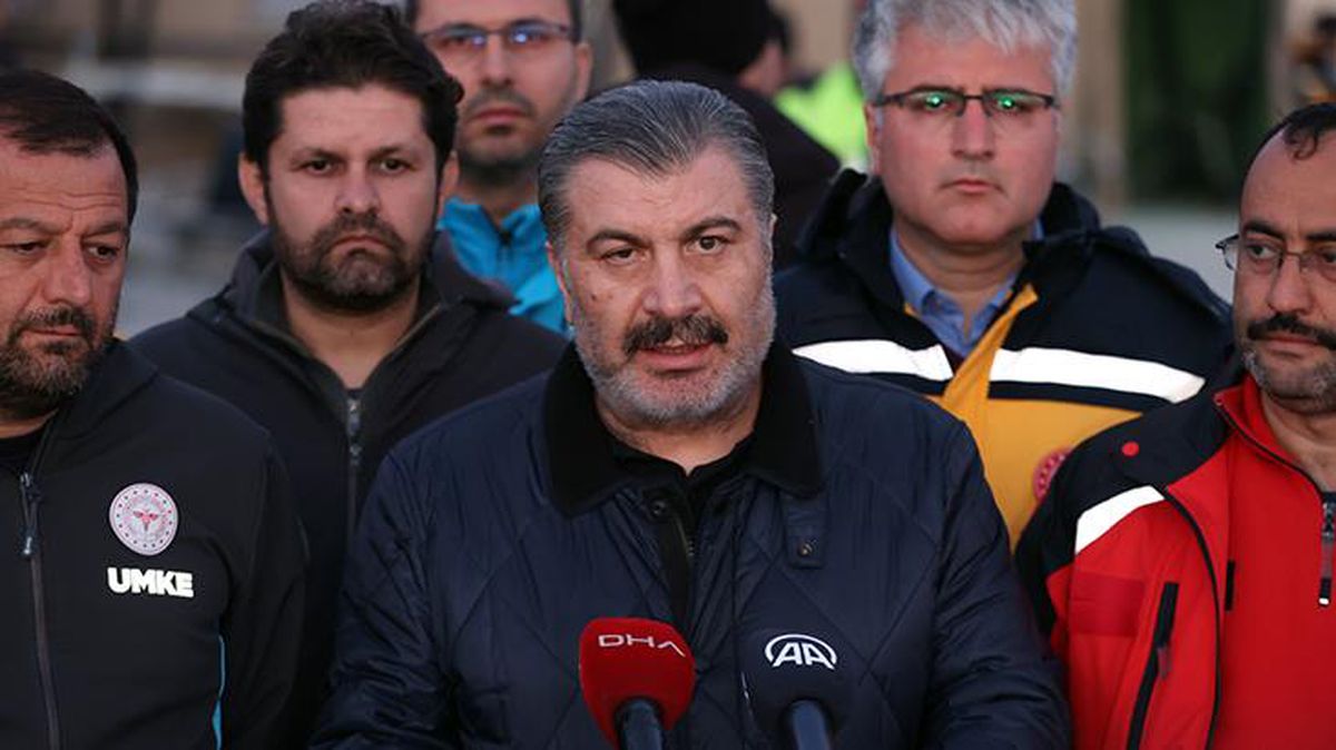 Bakan Koca'dan deprem bölgesindeki vatandaşlara kritik uyarı: Musluk suyunu içmek ve diş fırçalamak için kullanmayın