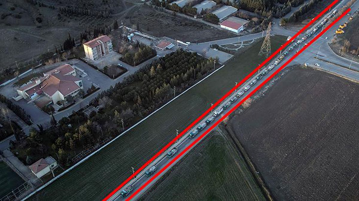 7.7 ve 7.6'lık depremlerle yıkılan Kahramanmaraş'ta enkaz böyle taşınıyor