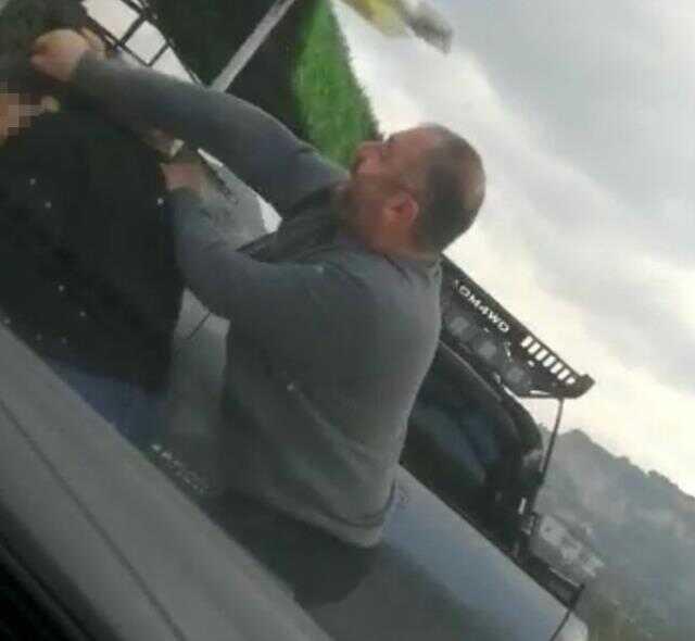 Boşanma aşamasındaki depremzede kadın çocuğunu görmek istedi, eşi tarafından böyle darp edildi Boşanma aşamasındaki depremzede kadın çocuğunu görmek istedi, eşi tarafından böyle darp edildi