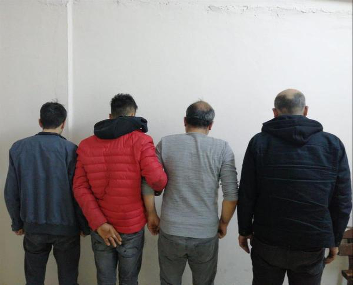 Gaziantep\'te hasar gören camiden hırsızlığa 4 gözaltı