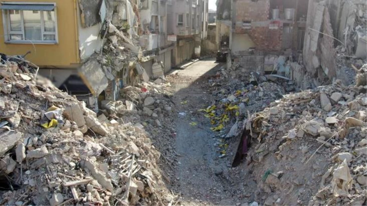 İTÜ\'den deprem raporu: Hatay ve Adıyaman\'da zemin sıvılaşması, binaların yıkılmasına neden oldu