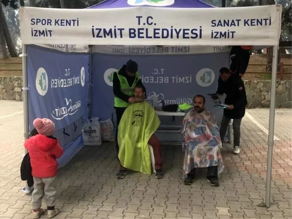 İzmitli kuaförler deprem bölgesinde hizmet veriyor