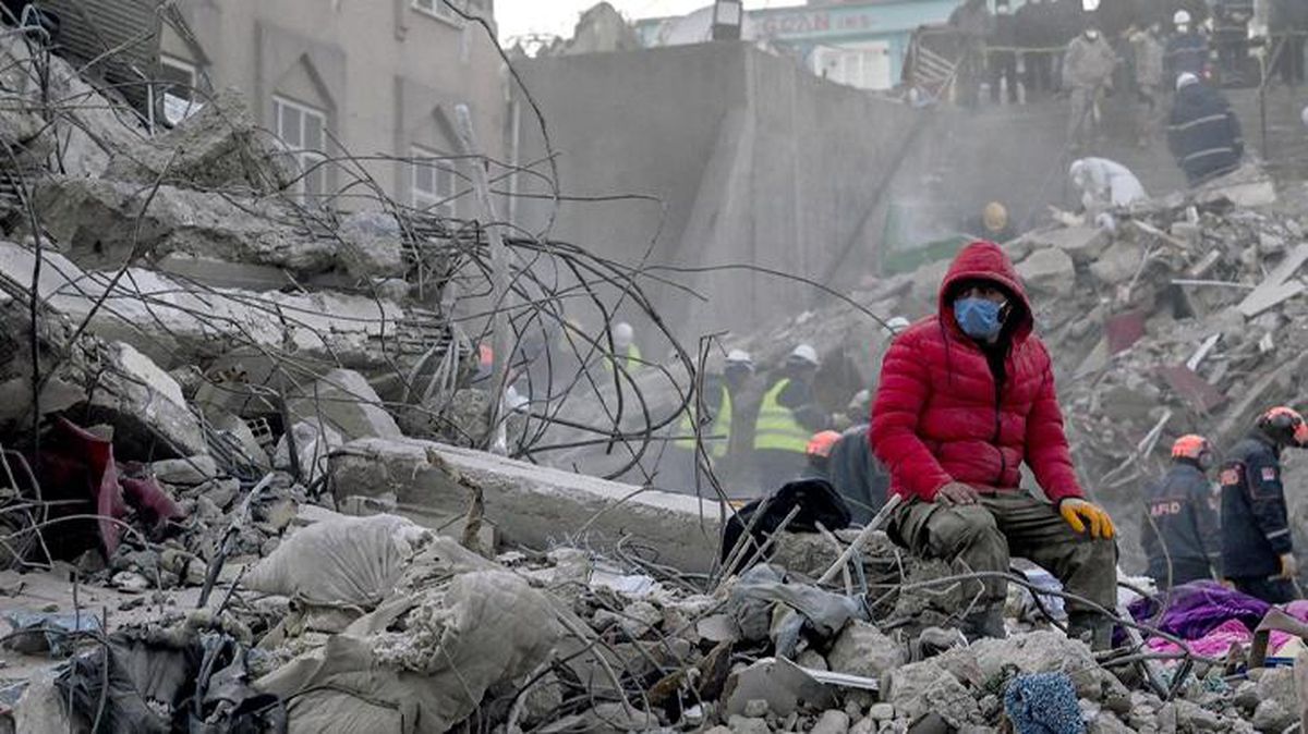 Son Dakika: Depremde hayatını kaybedenlerin sayısı 40 bin 642'ye yükseldi
