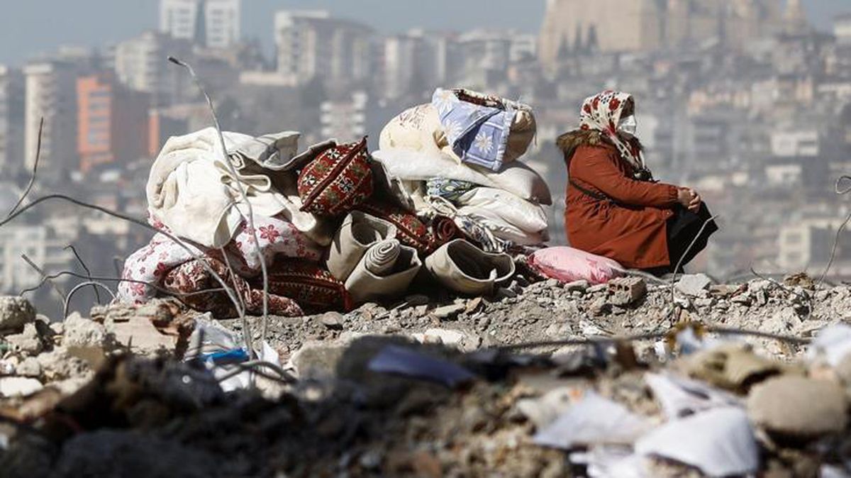 Son Dakika! Depremde hayatını kaybedenlerin sayısı 40 bin 689'a yükseldi