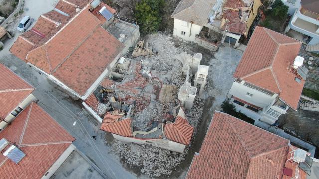 Asırlardır ayakta duran tarihi Meryem Ana Ortodoks Kilisesi depremde yıkıldı
