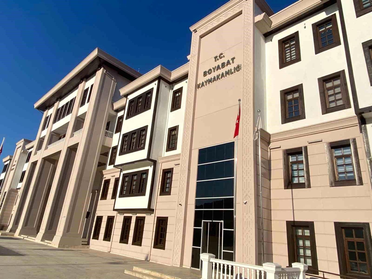 Boyabat\'ta depremzedeler için desteğin sürdürülmesi çağrısı