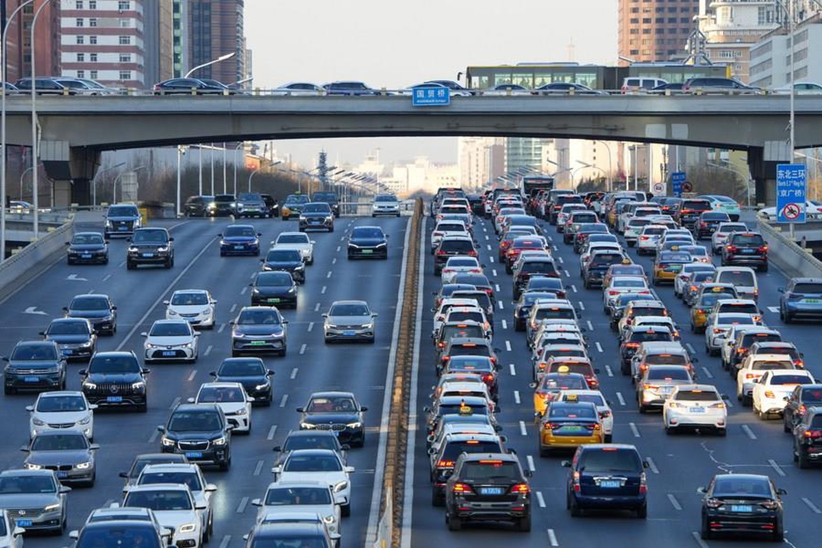 Çin\'in İkinci El Otomobil Pazarı 2023\'te İstikrarlı Toparlanma Bekliyor