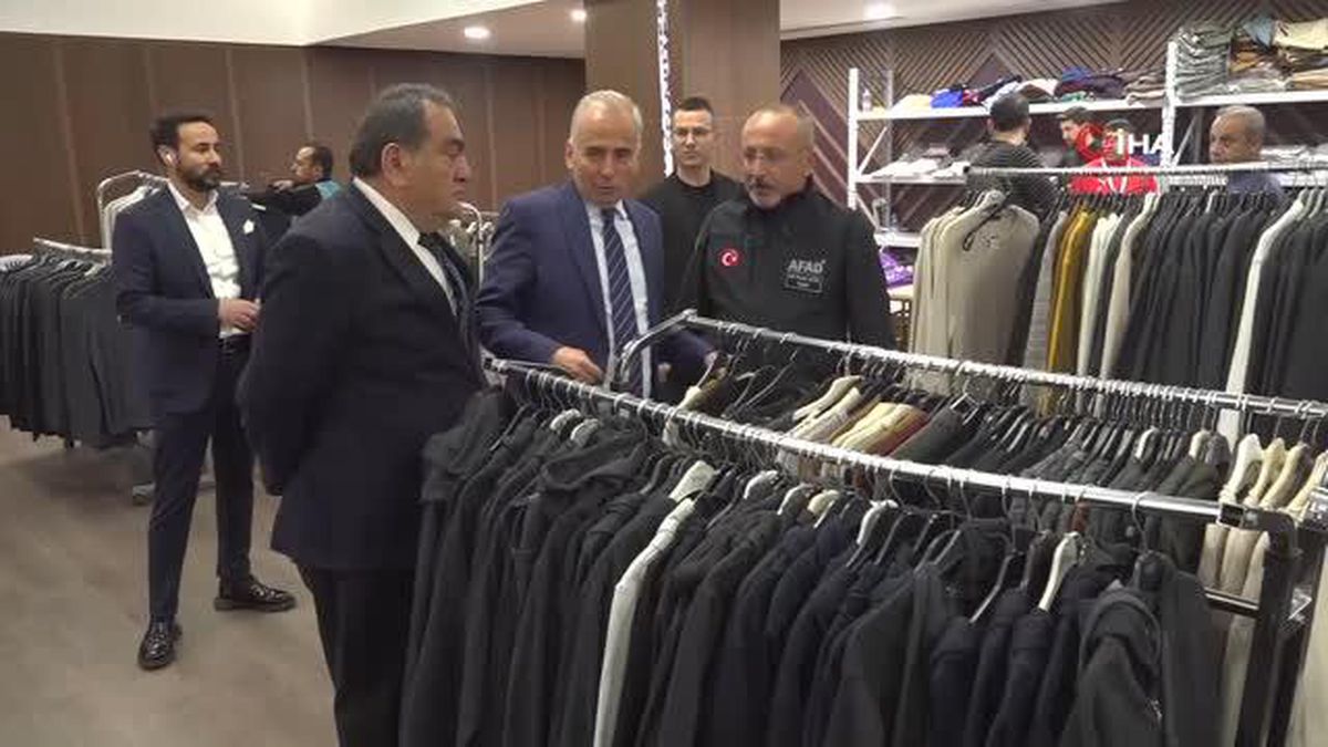 Denizli depremin yaralarını birlikte sarıyor