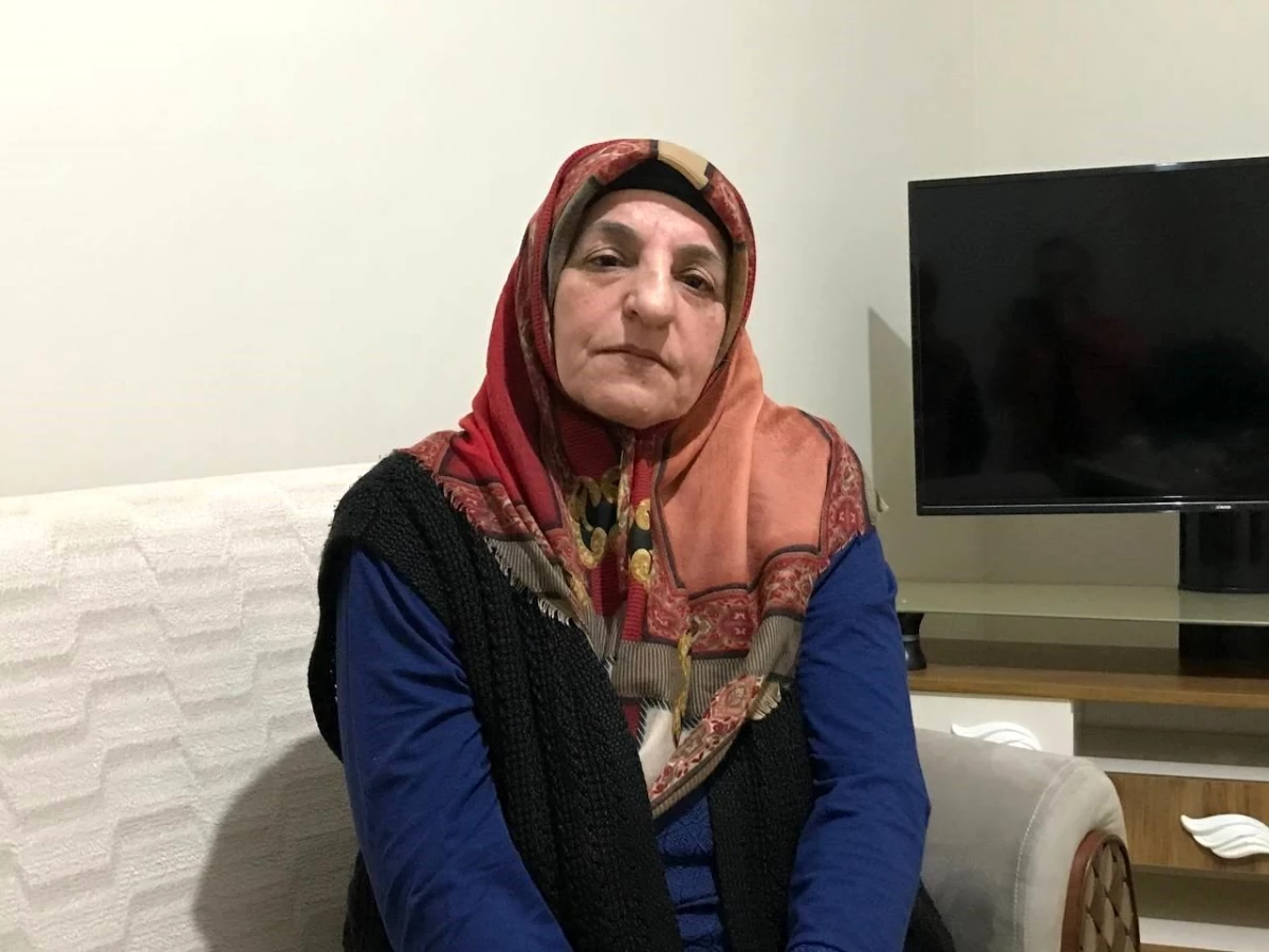 Elazığ depreminde kızını kaybeden ve enkazdan kurtulan Hamide Bugdalı: "Enkaz altından çıkarılanları görüyorum, sanki kızım"