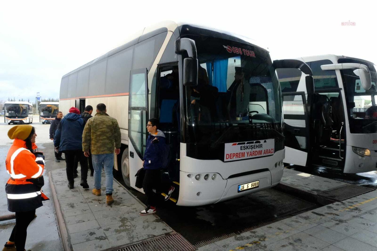 Eskişehir Büyükşehir\'in Depremzedeler İçin Psikolojik Danışmanlık Desteği Sürüyor