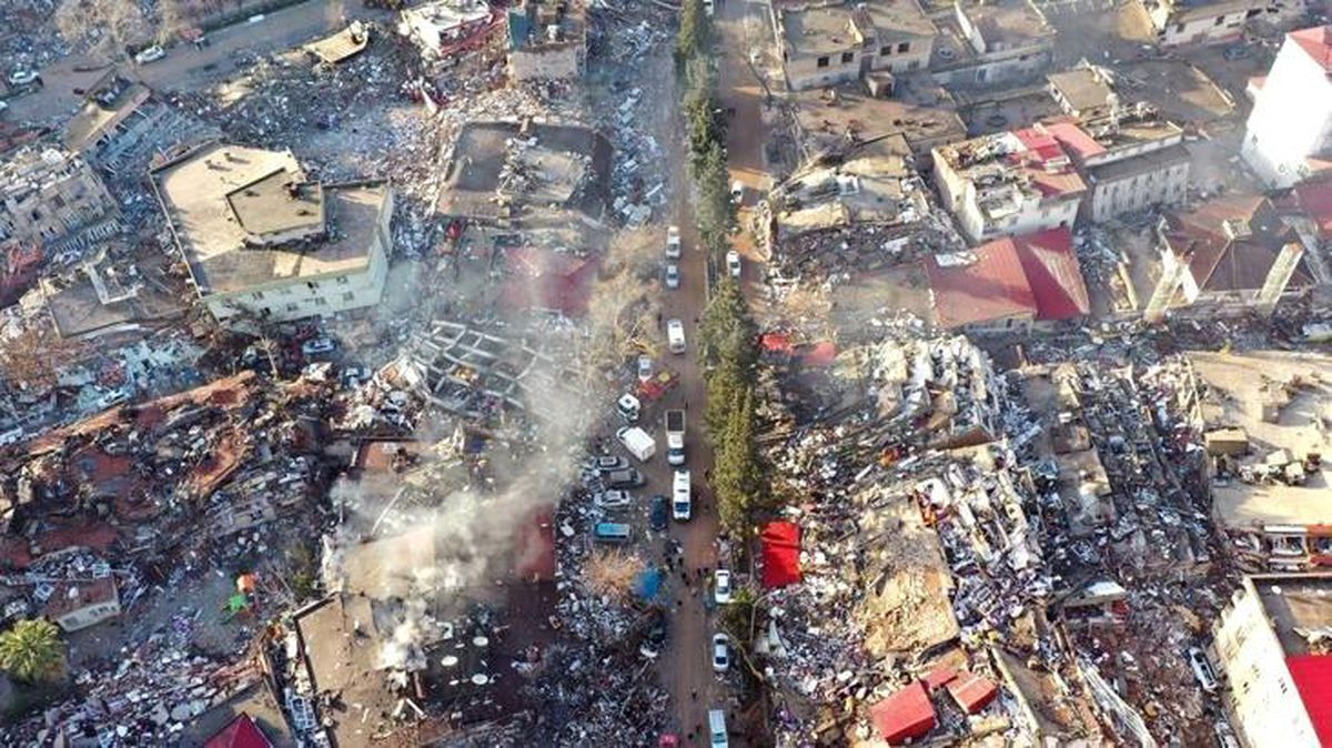 Son Dakika! Depremin vurduğu 6 ilde eğitim öğretime verilen ara uzatıldı