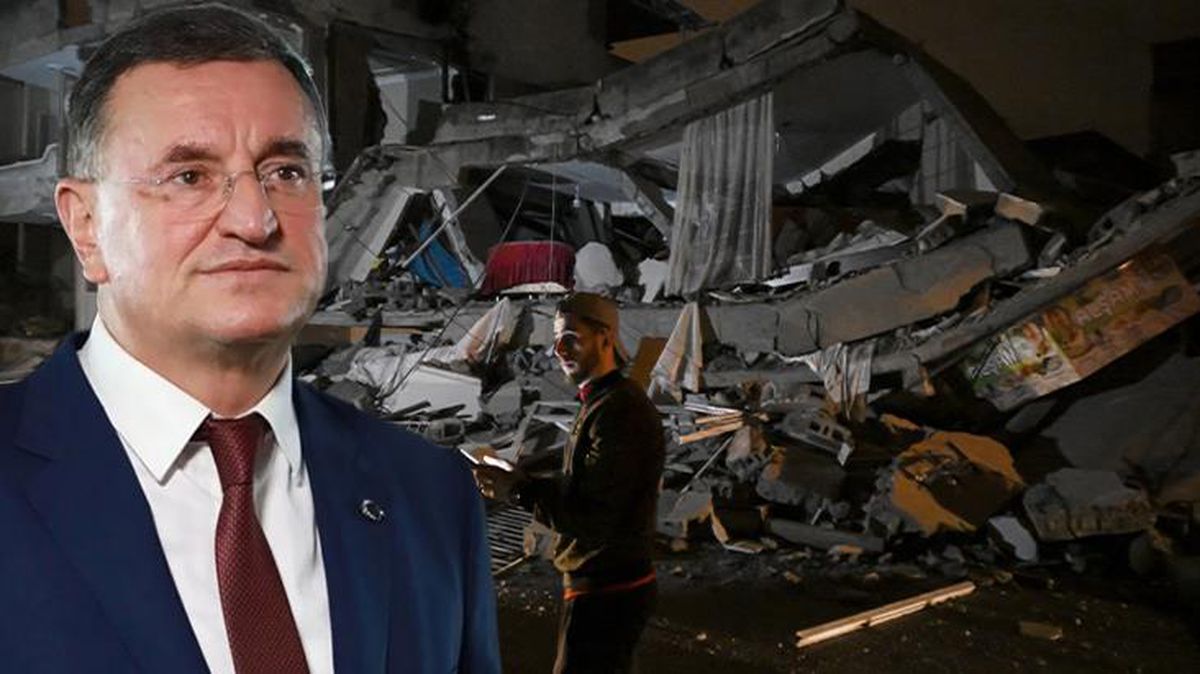 Son Dakika: Hatay Büyükşehir Belediye Başkanı Lütfü Savaş: Enkaz altında insanların olduğu ihbarları geliyor