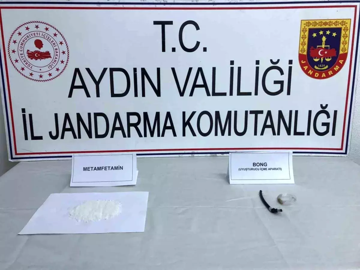 Şüpheli şahıslar uyuşturucu ile yakalandı