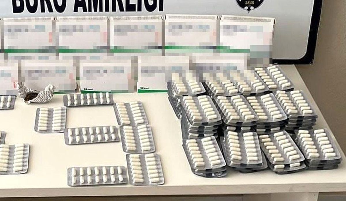Tekirdağ\'da yeşil reçeteli yüzlerce hap ele geçirildi