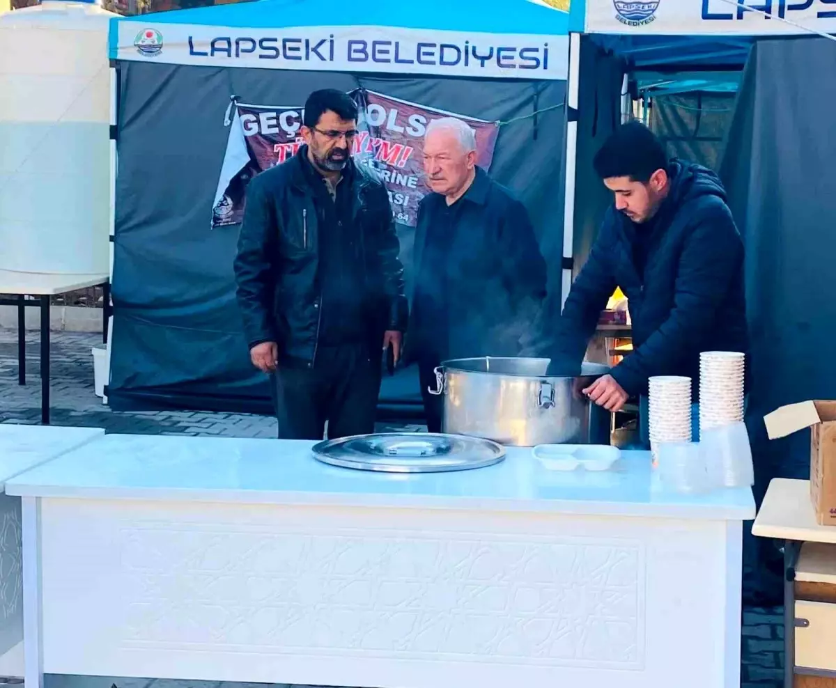 Lapseki Belediye Başkanı Yılmaz deprem bölgesini ziyaret etti