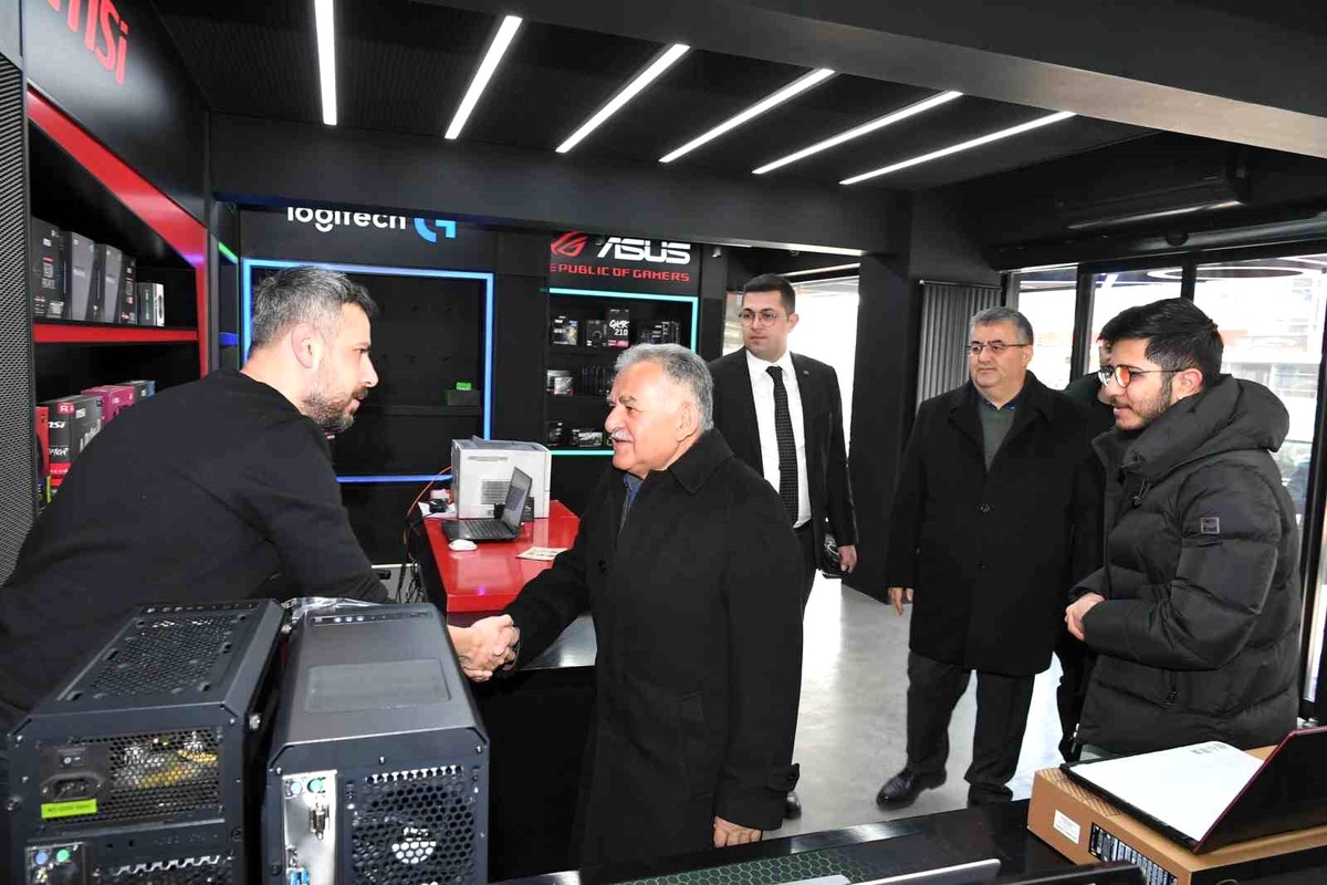 Büyükkılıç\'tan İstasyon Caddesi\'nde Esnaf Ziyareti