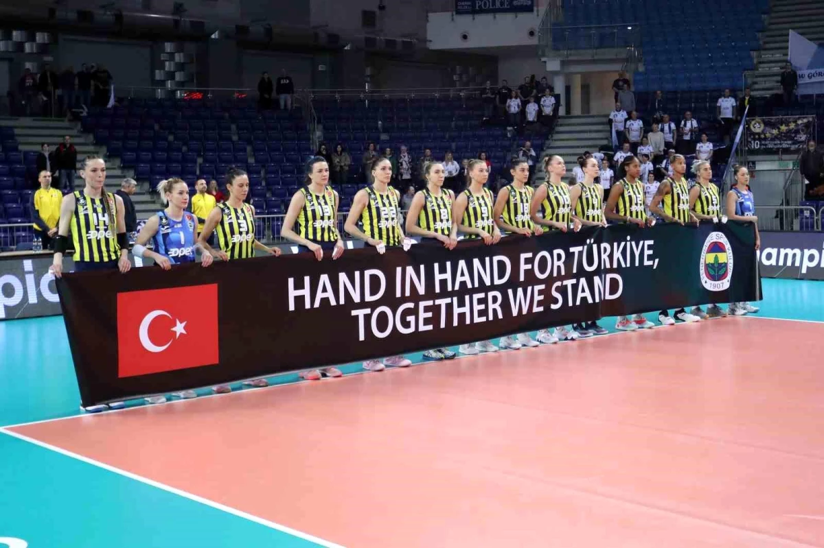 CEV Şampiyonlar Ligi: Grupa Azoty Chemik Police: 2 Fenerbahçe Opet: 3