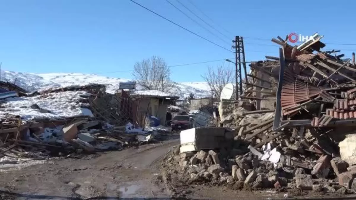 Depremde harabeye dönen Ören\'de 11 kişi hayatını kaybetti