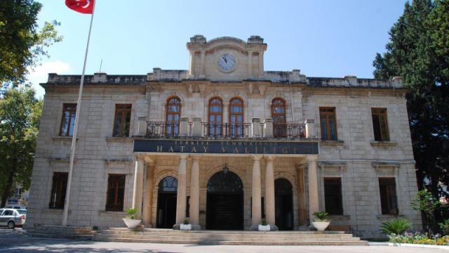 Depremden çöken Hatay Valilik binasının tarihteki büyük önemi! Türkiye Cumhuriyeti'ne katılma kararı burada alındı