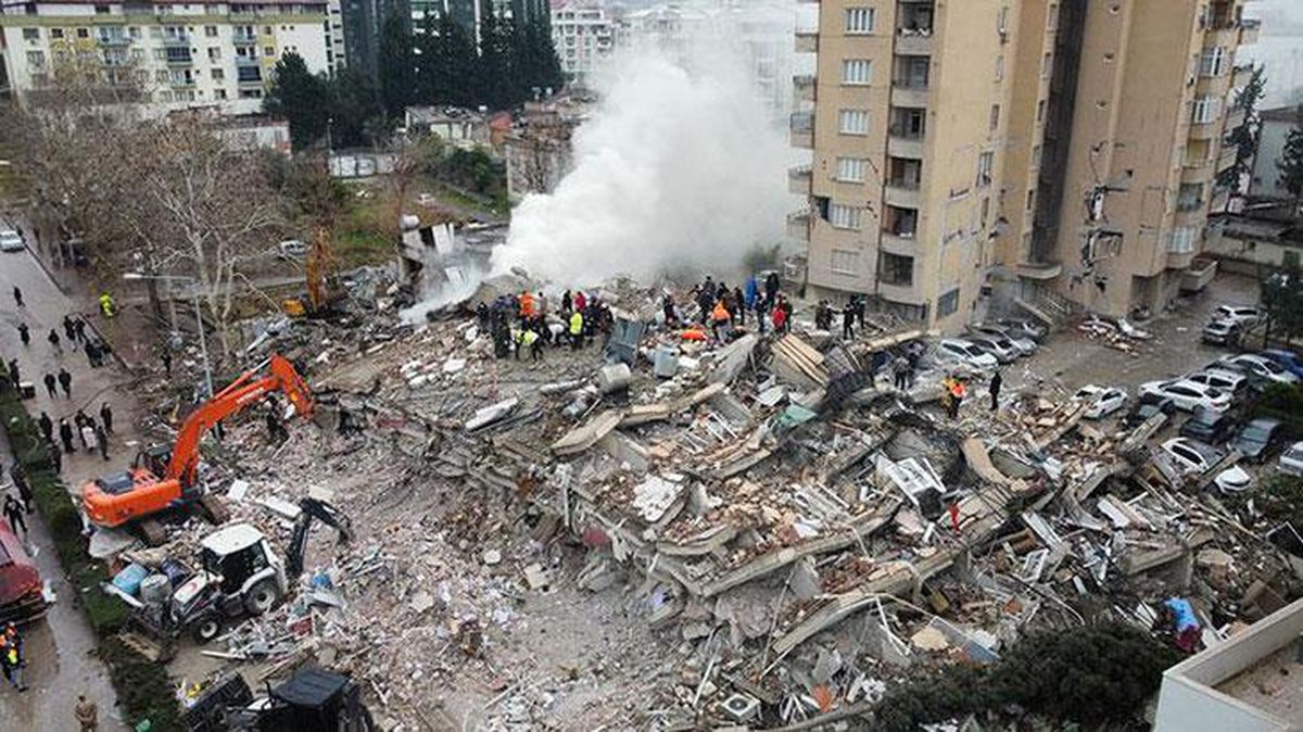 Devam edem depremler sonrasında Gaziantep'te kritik bir karar alındı: Ağır hasarlı binalardan eşya alımı durduruldu