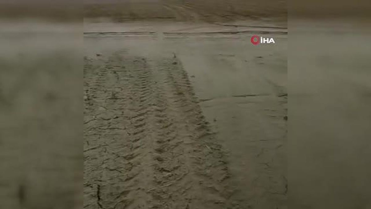 Elazığ'da fay hattındaki zemin sıvılaşması böyle görüntülendi