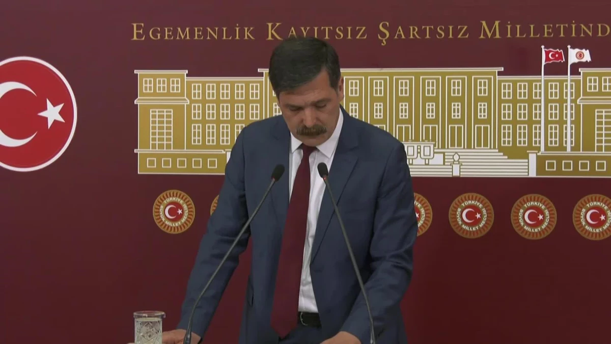 Erkan Baş: "Yurttaşlara Verecek Çadırımız Yok, Ama Tayyip Erdoğan\'ın Sarayları Var. İtibarınız Batsın"