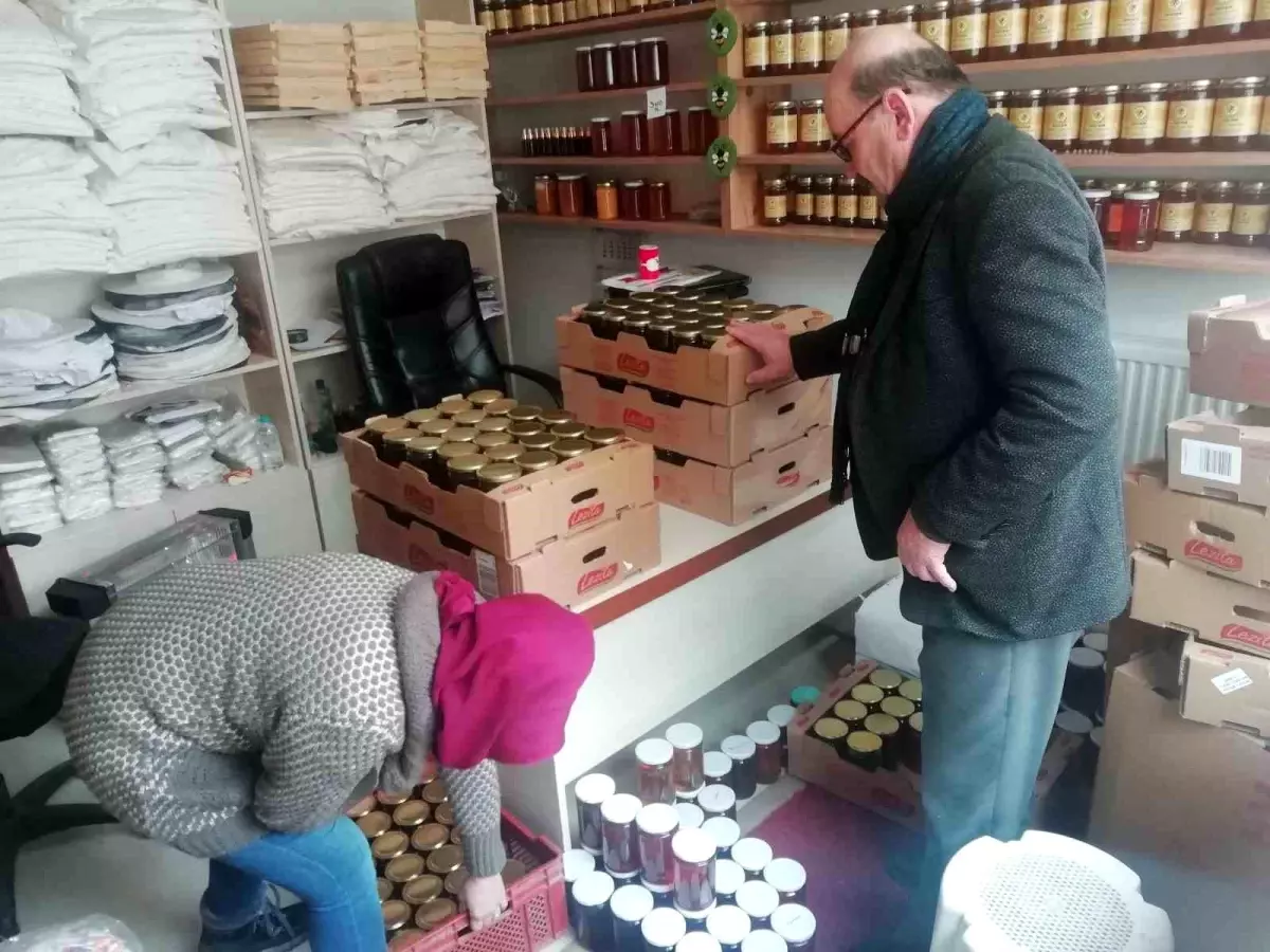 Eskişehirli arıcılar deprem bölgesine bal gönderiyor