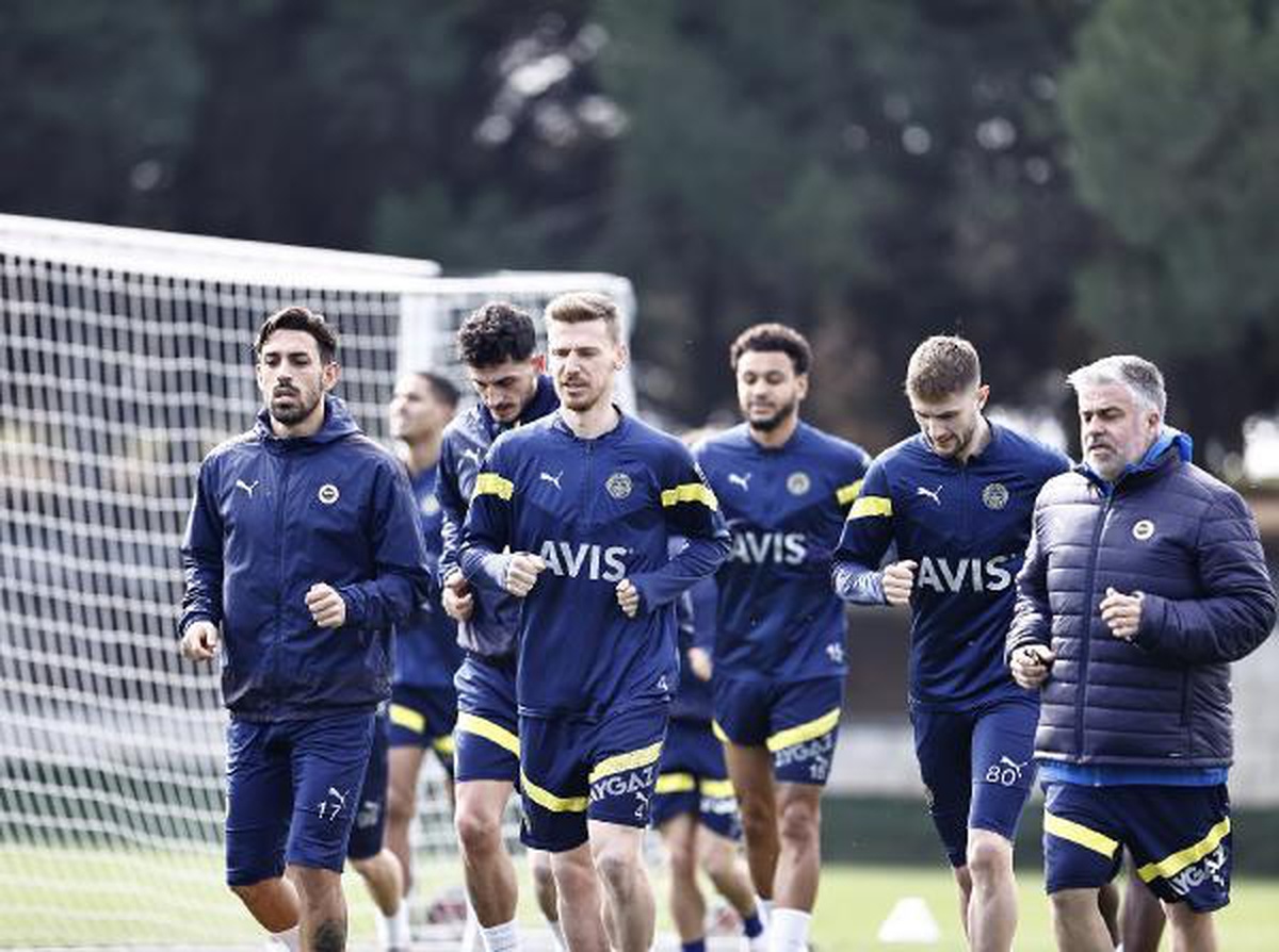 Fenerbahçe\'de Konyaspor hazırlıkları sürdü