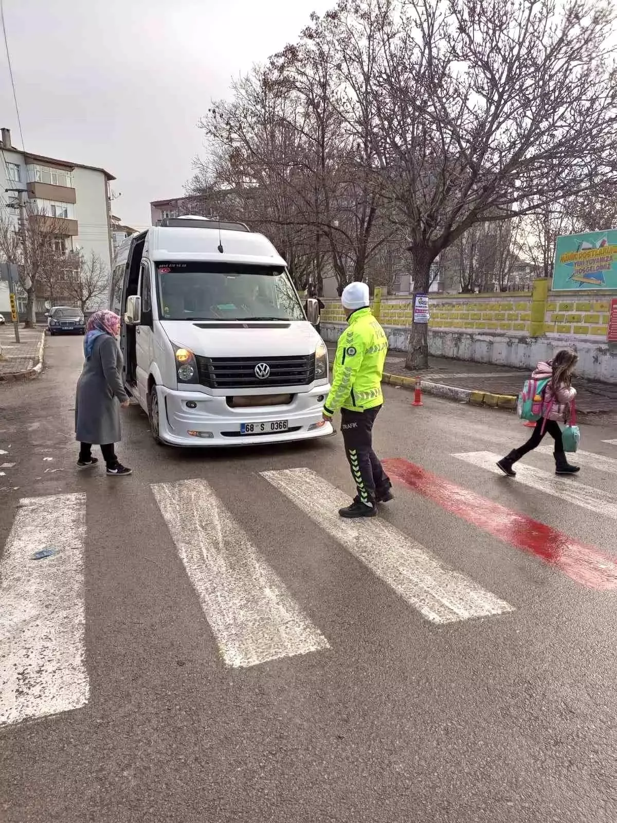 Okullar açıldı, okul servisleri sıkı denetimde