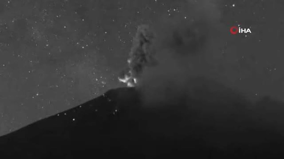 Popocatepetl Yanardağı'nda son 24 saatte 7 patlamaPopocatepetl Yanardağı'nda bu yıl patlama sayısı 136'ya ulaştı