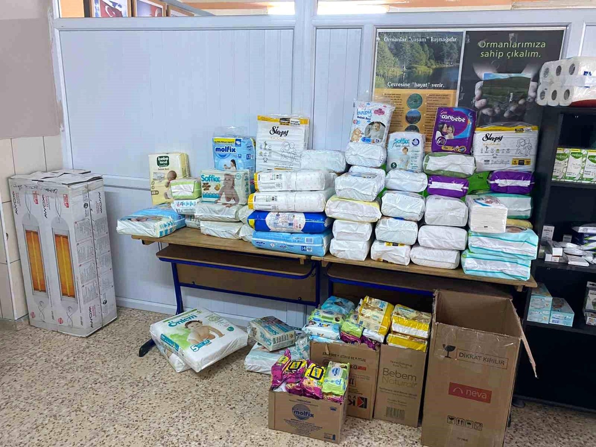 Türkeli\'ye gelen depremzedeler için "sosyal market"