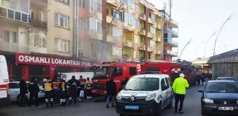 Uşak'ta mağaza yangınında iş yeri sahibi öldü, 3 itfaiyeci dumandan etkilendi