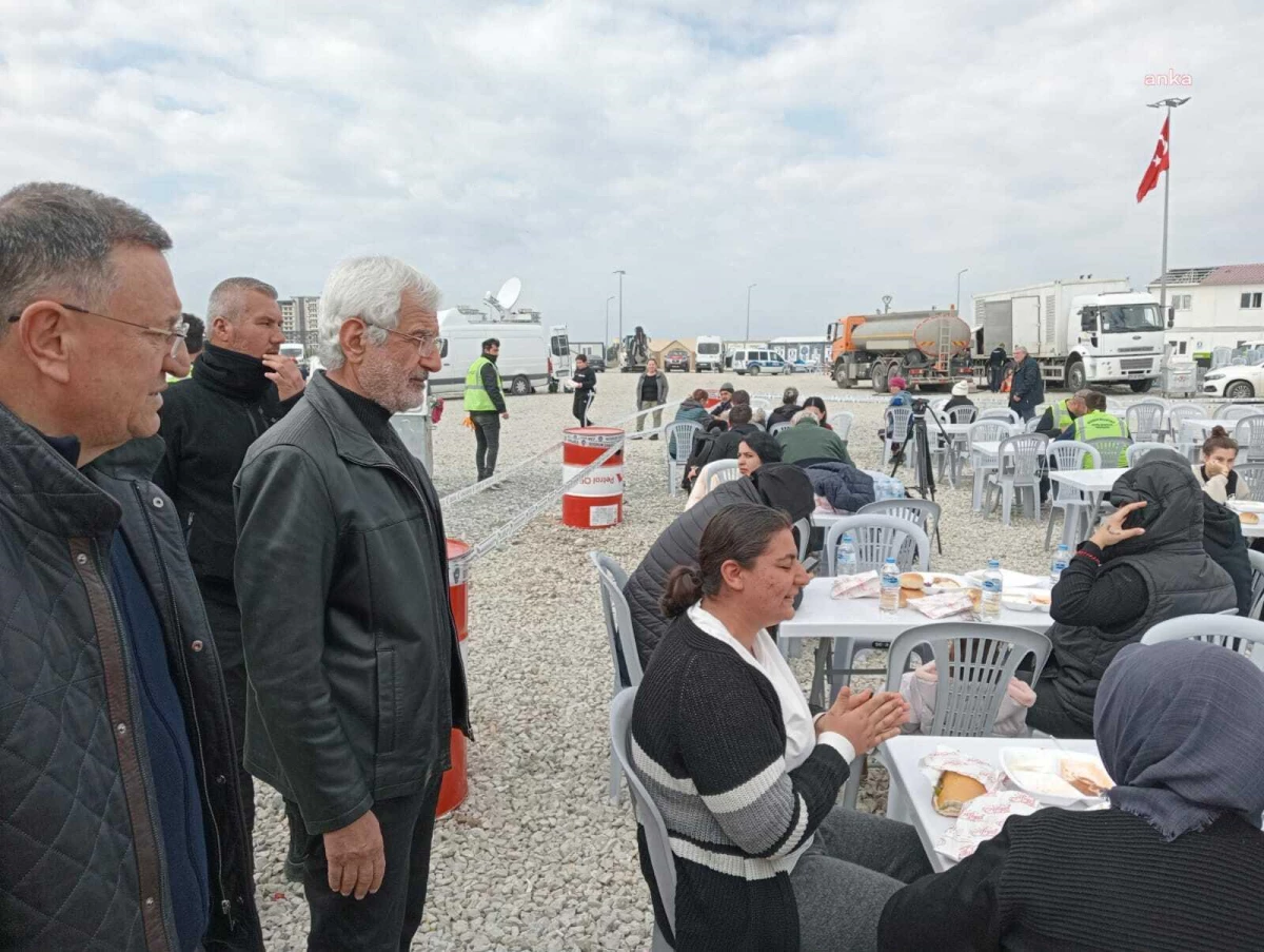 Arsuz Belediye Başkanı Güven\'den \'Çadır\' Açıklaması: "Satın Alacak Çadır Bulamıyoruz, Devletin Destek Olup Sorunu Çözmesi Gerekiyor"