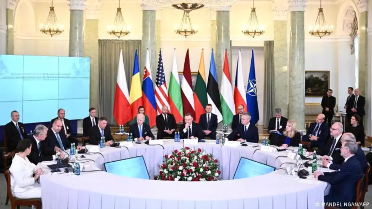 Biden\'dan Doğu Avrupa ülkelerine askeri destek sözü