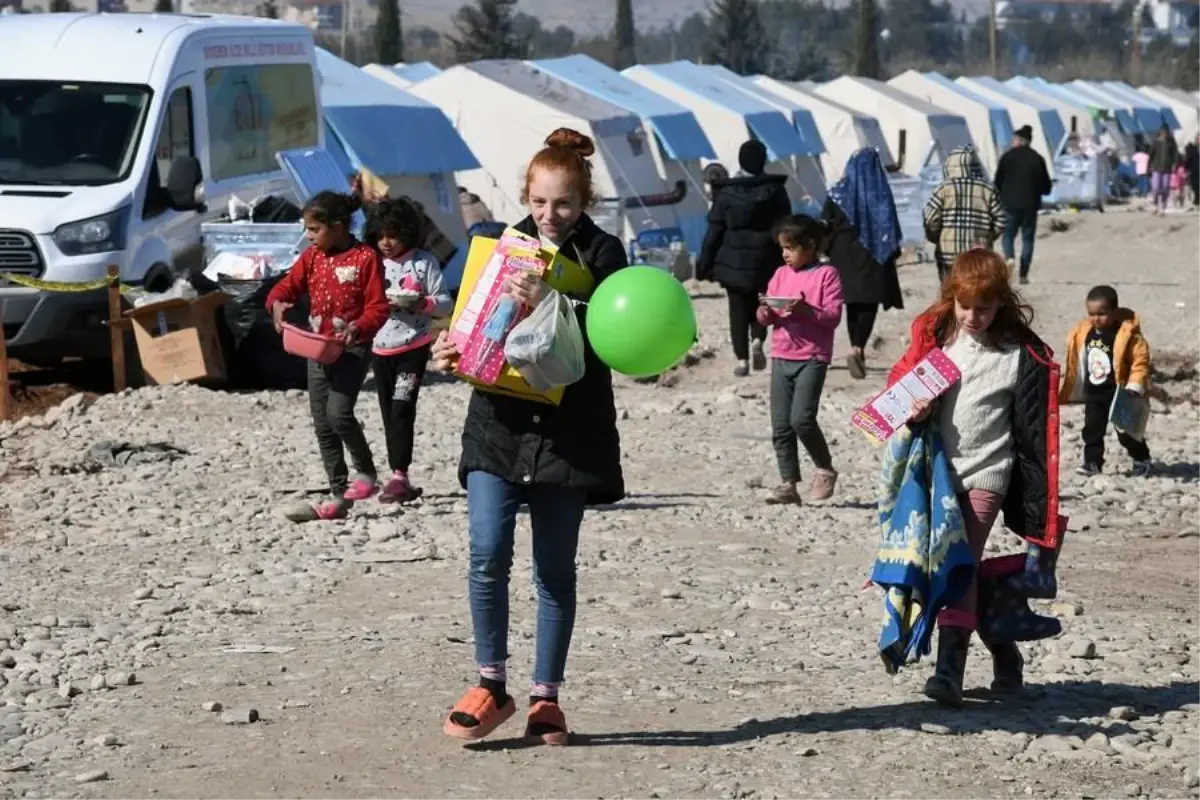 Bm: Depremler Türkiye\'de 1,5 Milyon Kişiyi Evsiz Bıraktı