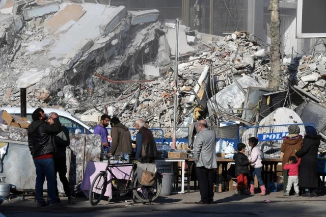 Bm: Depremler Türkiye'de 1,5 Milyon Kişiyi Evsiz Bıraktı