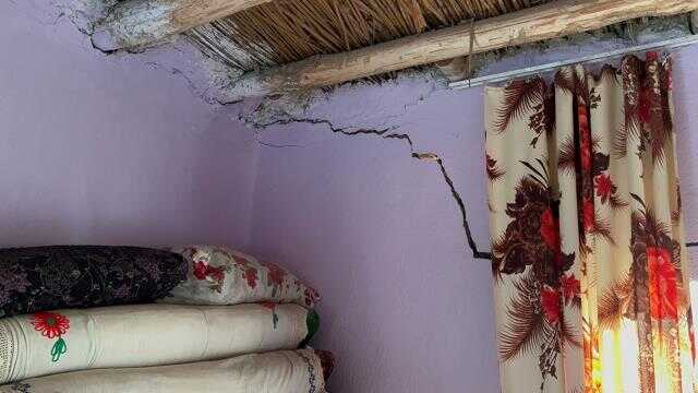 Burası deprem bölgesi değil! 11 yıl önce ortaya çıkan topraktaki yüzey kırıkları, iki mahalleyi yutmak üzere Burası deprem bölgesi değil! 11 yıl önce ortaya çıkan topraktaki yüzey kırıkları, iki mahalleyi yutmak üzere