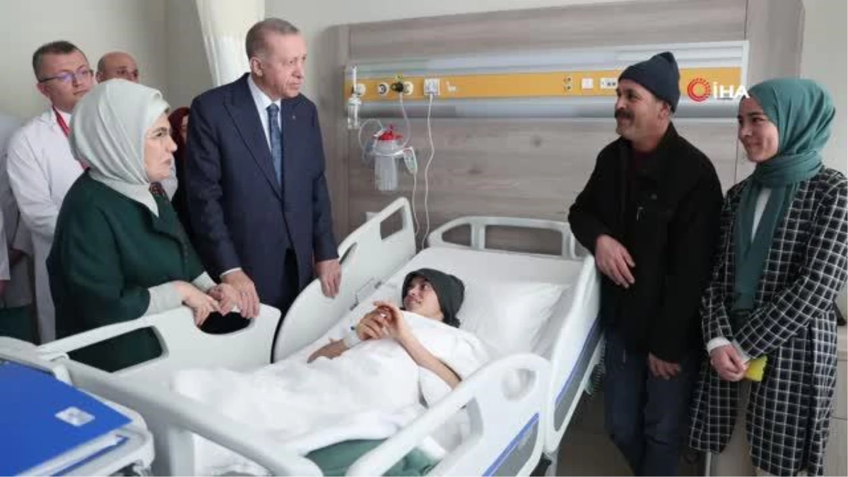 Cumhurbaşkanı Erdoğan Etlik Şehir Hastanesi\'nde depremzedeleri ziyaret etti